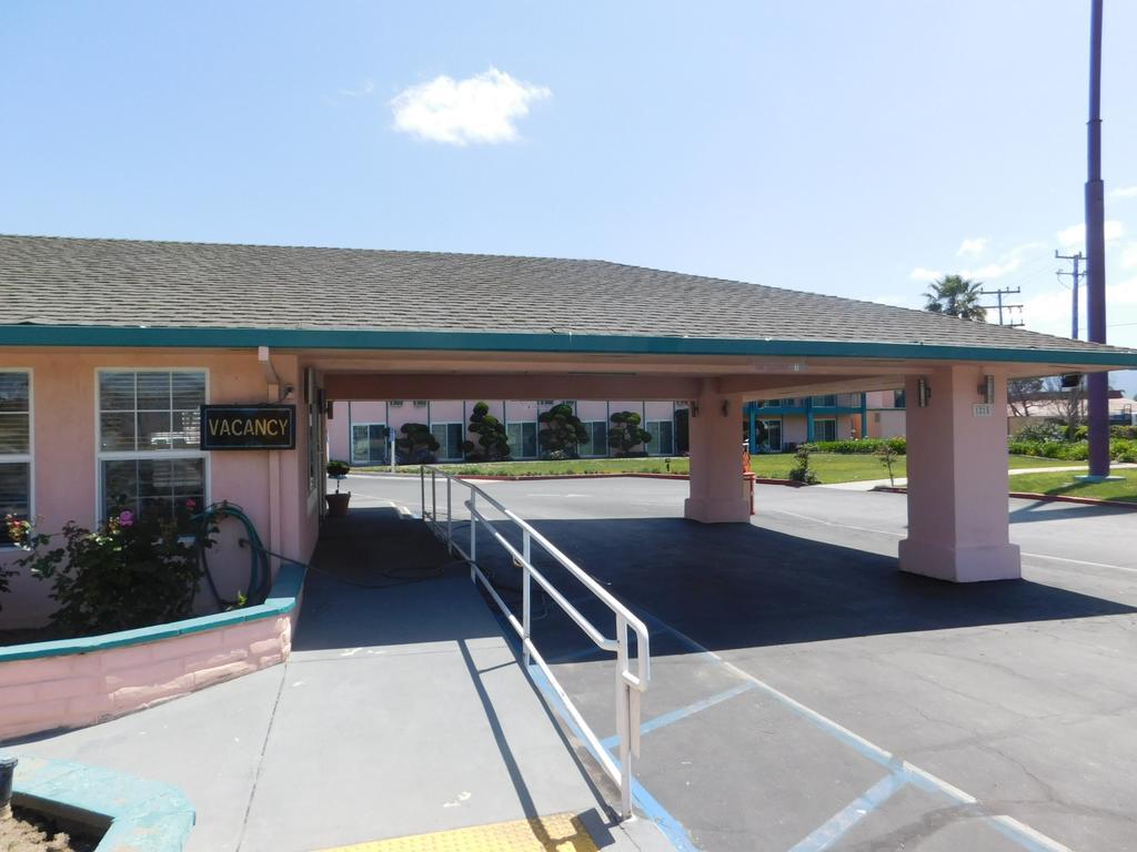 Inns Of California Салинас Екстериор снимка